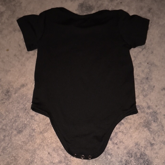 Stylish Black Graphic Bodysuit for Kids - Picture 4 of 4